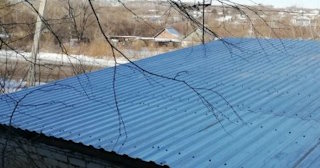 Демонтаж поликарбоната с крыши в Сальске - услуги по доступной цене от 614 рублей