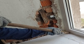 Демонтаж оконных откосов по выгодной цене от 511 руб. в Сальске - Сварной-Слс